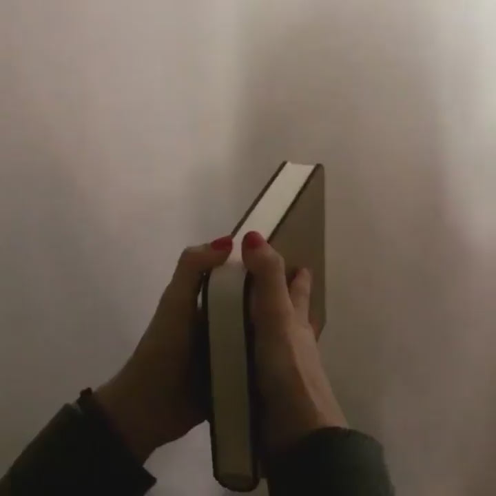 Lámpara Libro de Madera Plegable — Luz de Mesilla