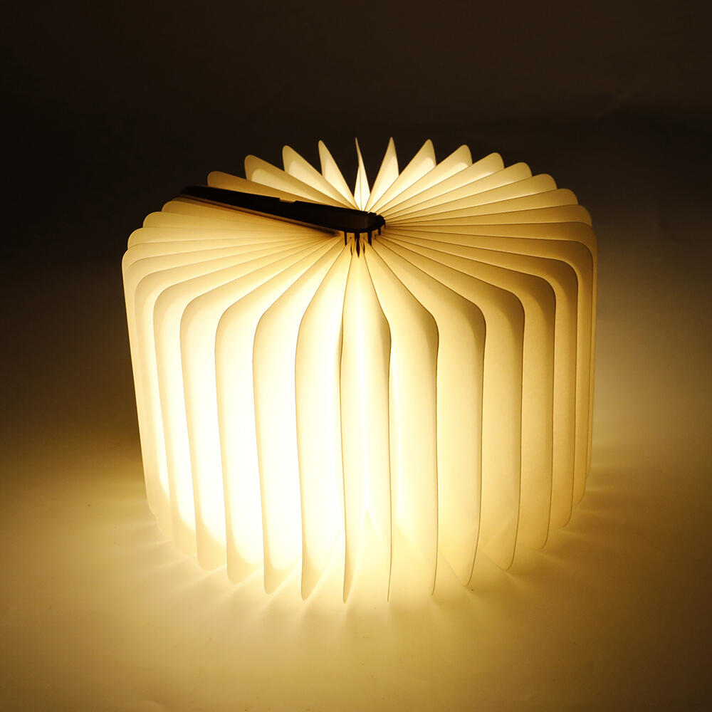 Lámpara Libro de Madera Plegable — Luz de Mesilla